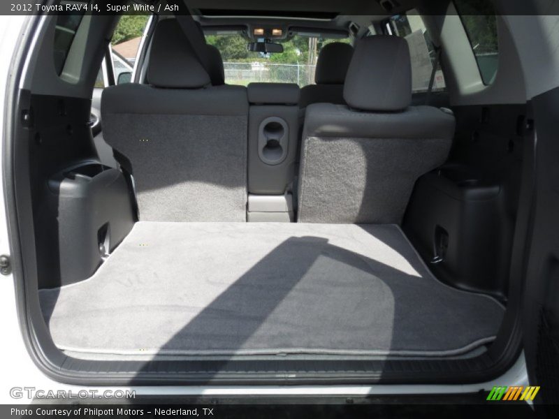 Super White / Ash 2012 Toyota RAV4 I4
