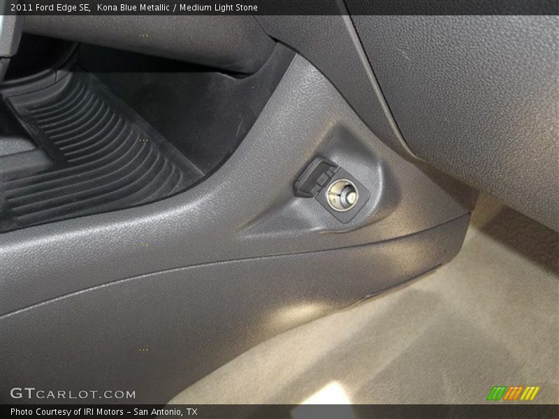Kona Blue Metallic / Medium Light Stone 2011 Ford Edge SE