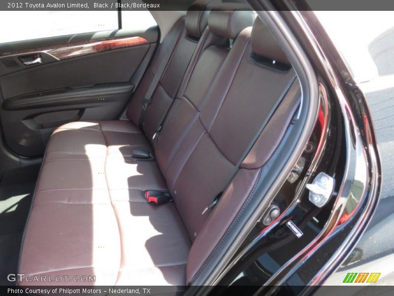 Black / Black/Bordeaux 2012 Toyota Avalon Limited