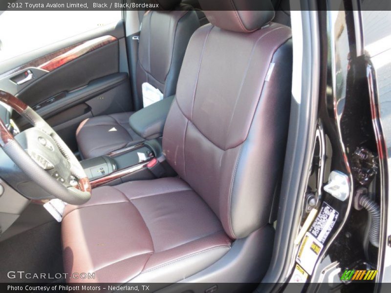 Black / Black/Bordeaux 2012 Toyota Avalon Limited