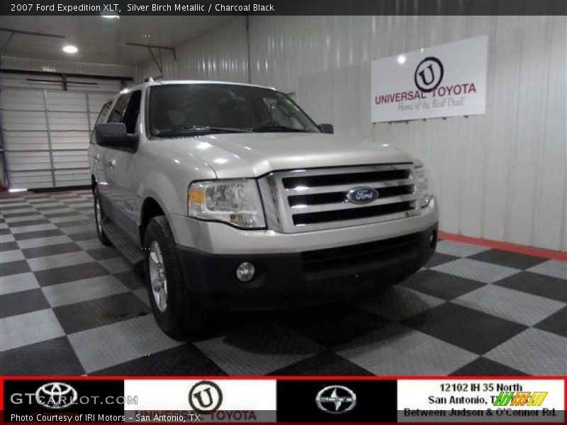 Silver Birch Metallic / Charcoal Black 2007 Ford Expedition XLT