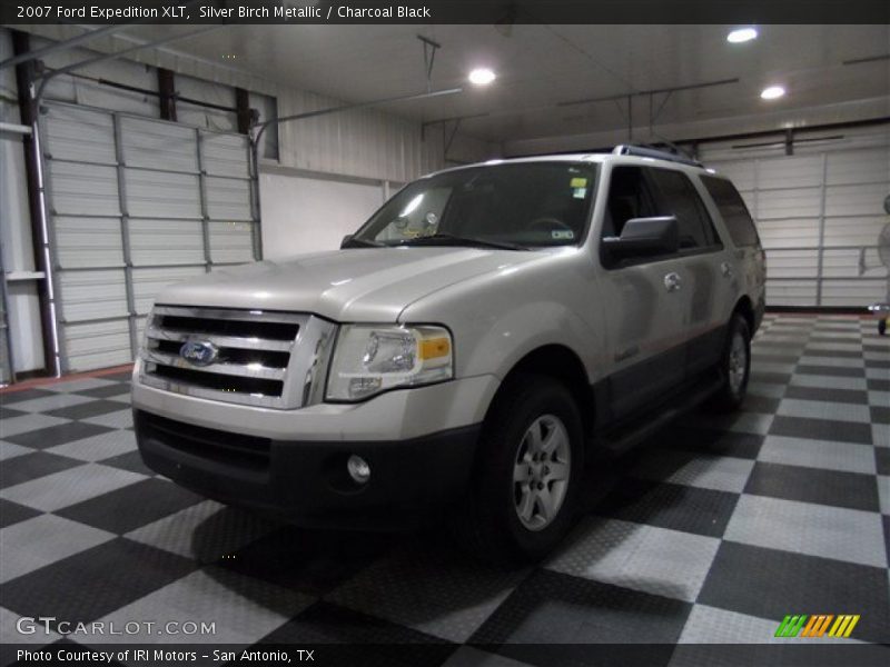 Silver Birch Metallic / Charcoal Black 2007 Ford Expedition XLT