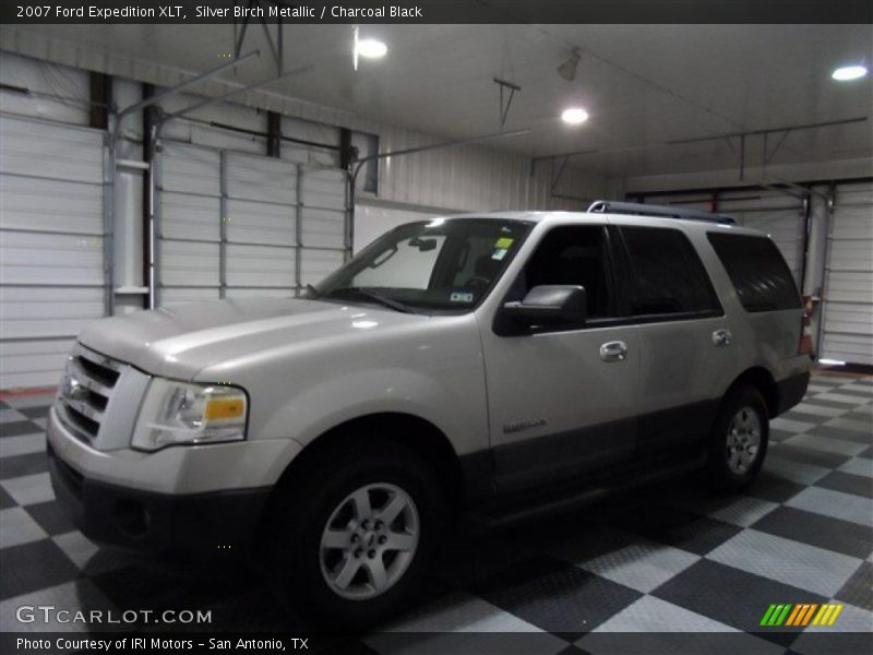 Silver Birch Metallic / Charcoal Black 2007 Ford Expedition XLT