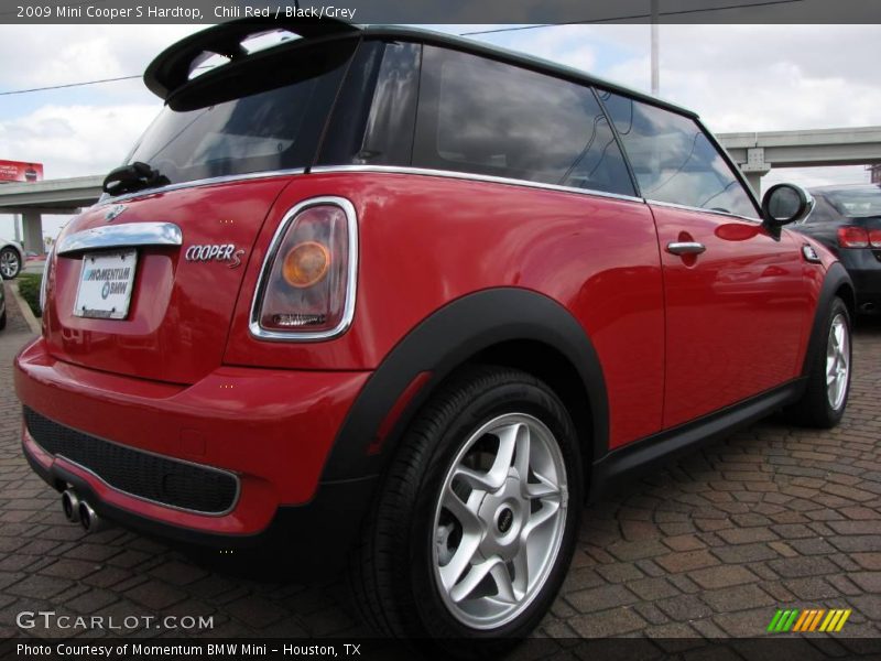 Chili Red / Black/Grey 2009 Mini Cooper S Hardtop
