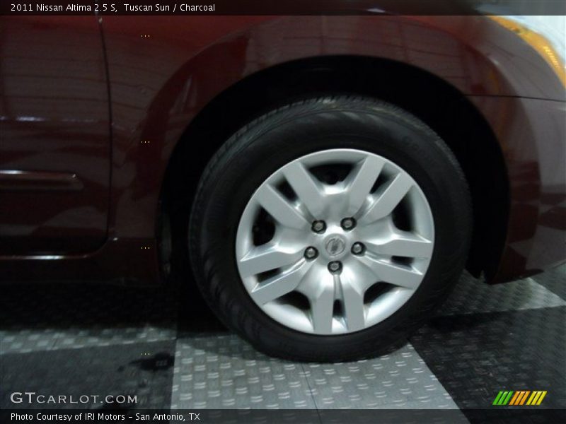 Tuscan Sun / Charcoal 2011 Nissan Altima 2.5 S