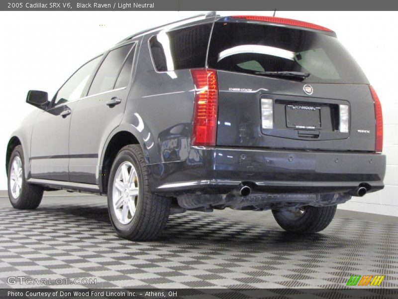 Black Raven / Light Neutral 2005 Cadillac SRX V6