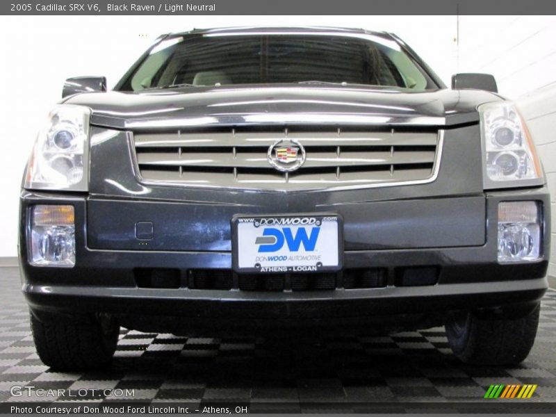 Black Raven / Light Neutral 2005 Cadillac SRX V6