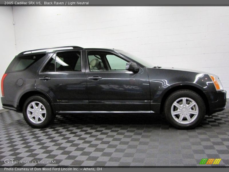 Black Raven / Light Neutral 2005 Cadillac SRX V6