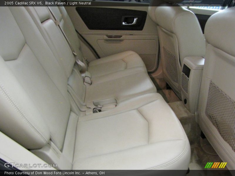 Black Raven / Light Neutral 2005 Cadillac SRX V6