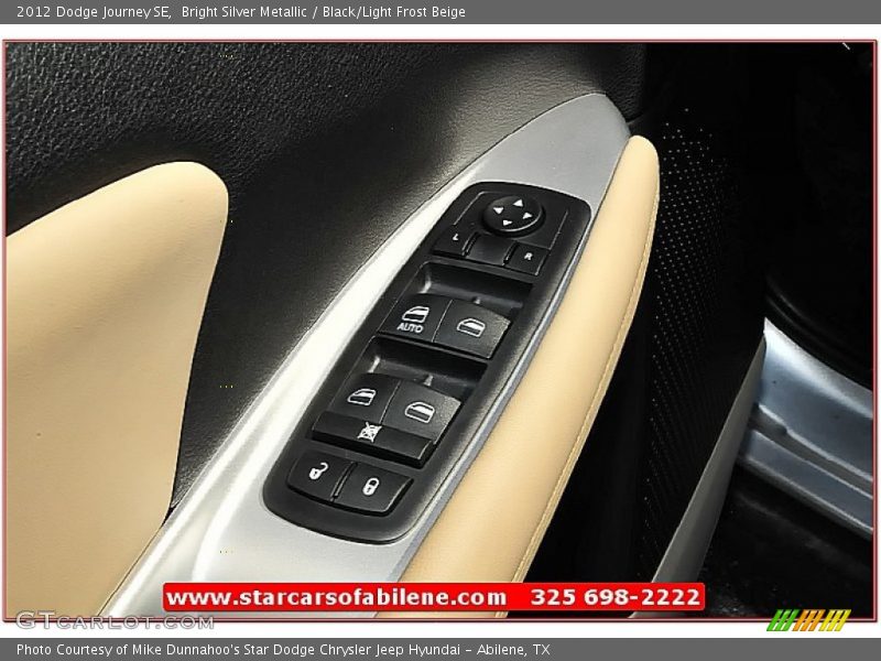 Bright Silver Metallic / Black/Light Frost Beige 2012 Dodge Journey SE