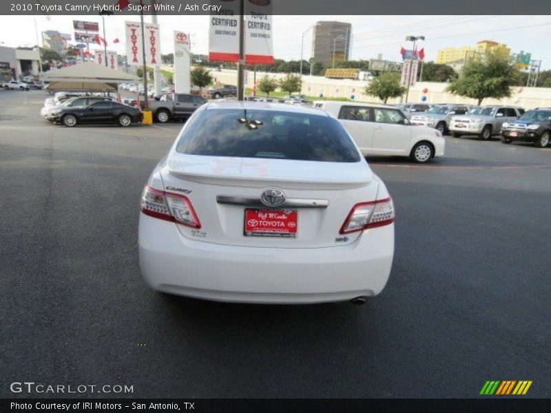 Super White / Ash Gray 2010 Toyota Camry Hybrid