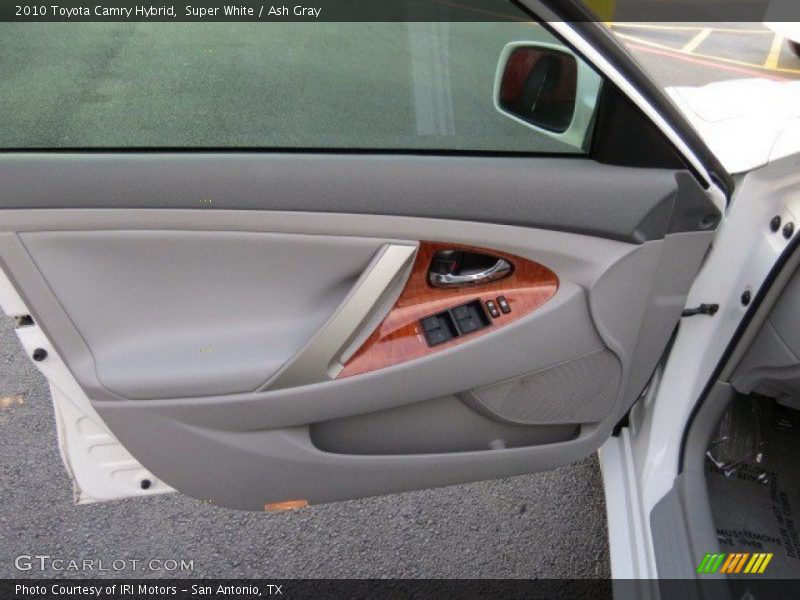 Super White / Ash Gray 2010 Toyota Camry Hybrid