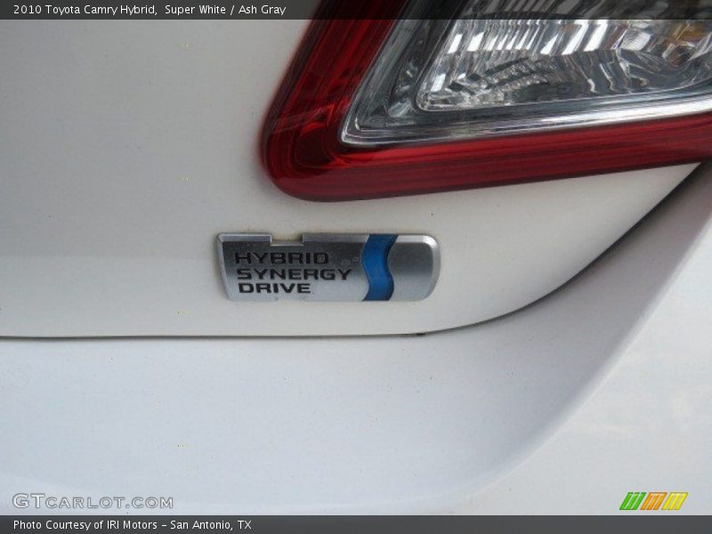 Super White / Ash Gray 2010 Toyota Camry Hybrid