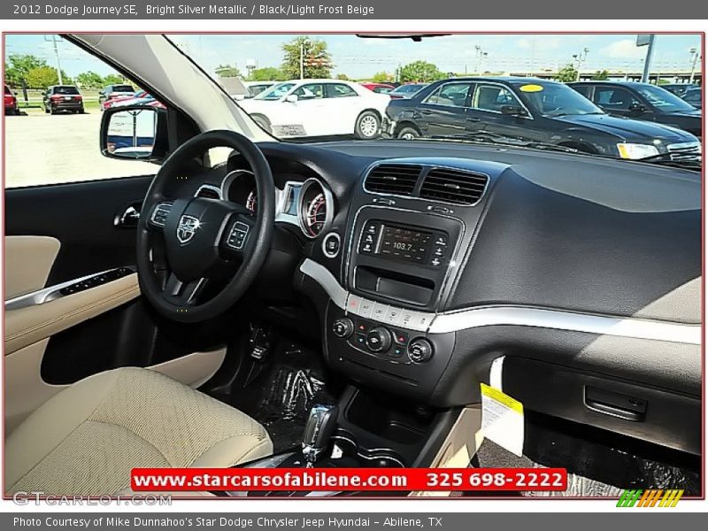 Bright Silver Metallic / Black/Light Frost Beige 2012 Dodge Journey SE