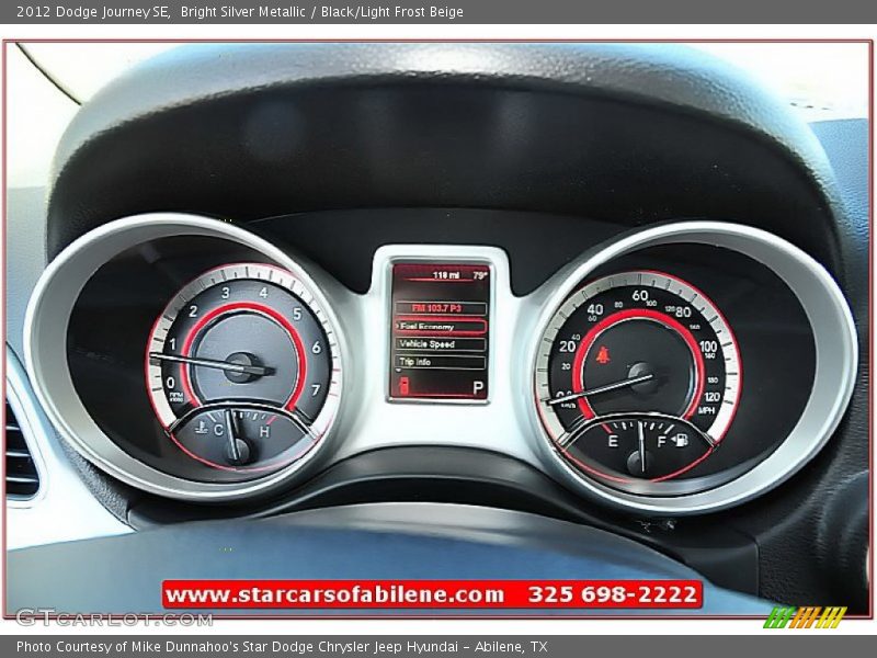 Bright Silver Metallic / Black/Light Frost Beige 2012 Dodge Journey SE