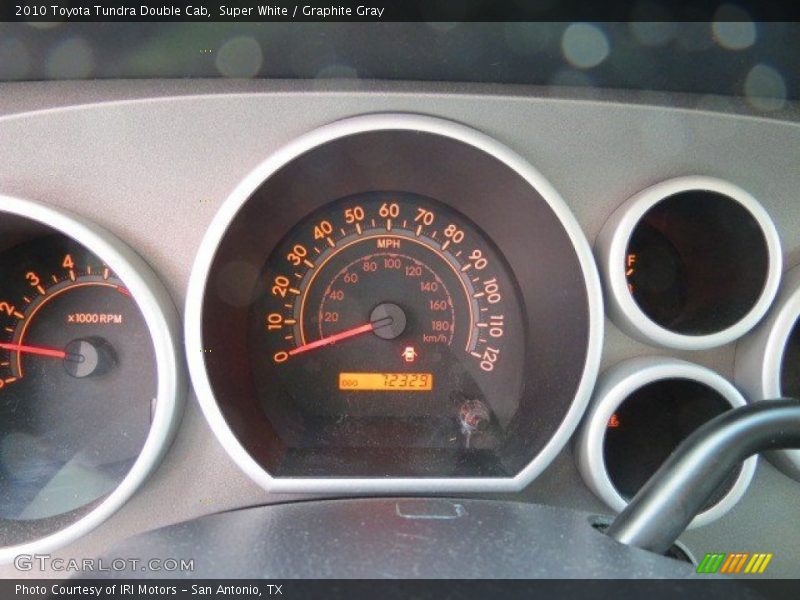 Super White / Graphite Gray 2010 Toyota Tundra Double Cab