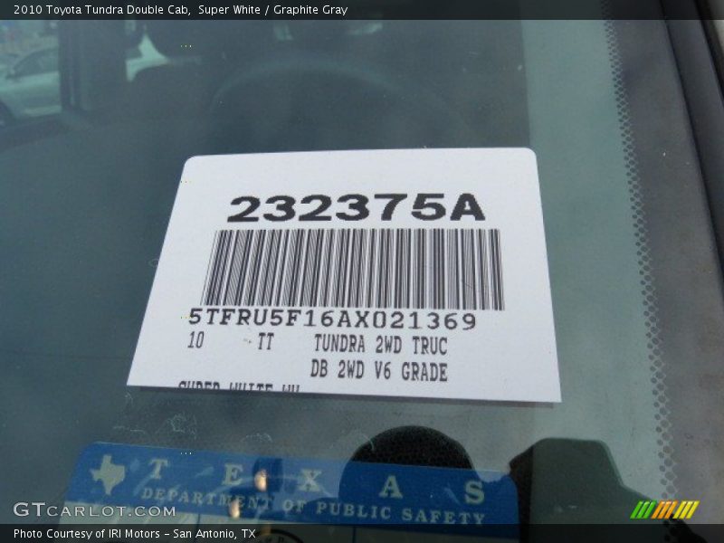 Super White / Graphite Gray 2010 Toyota Tundra Double Cab