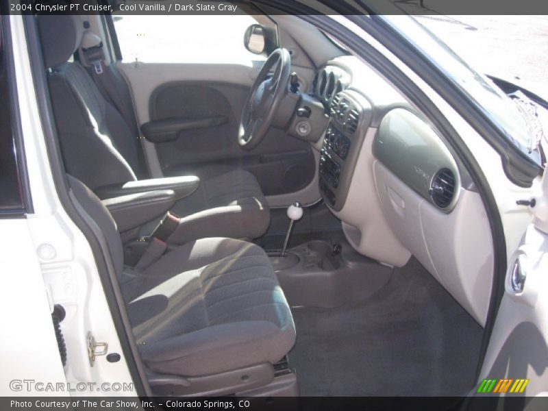 Cool Vanilla / Dark Slate Gray 2004 Chrysler PT Cruiser
