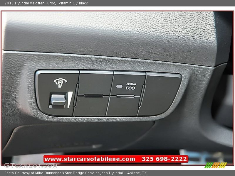 Vitamin C / Black 2013 Hyundai Veloster Turbo