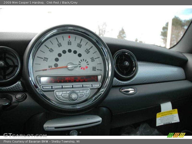 Chili Red / Black/Grey 2009 Mini Cooper S Hardtop