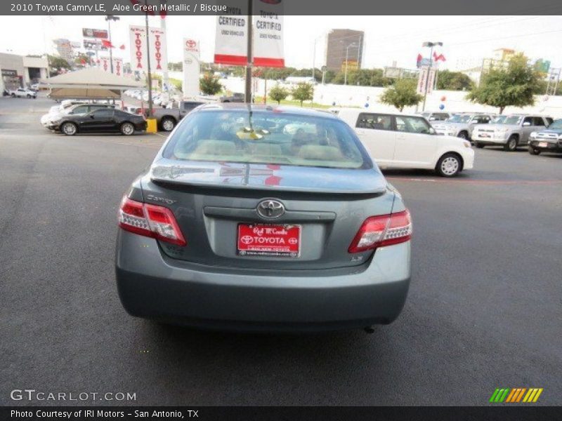 Aloe Green Metallic / Bisque 2010 Toyota Camry LE