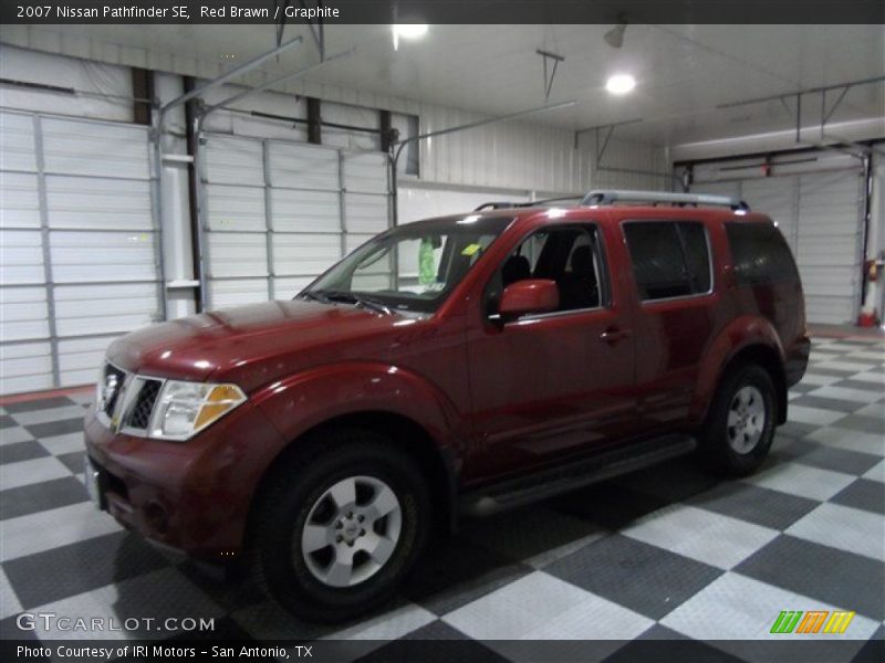Red Brawn / Graphite 2007 Nissan Pathfinder SE