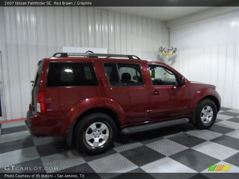 Red Brawn / Graphite 2007 Nissan Pathfinder SE