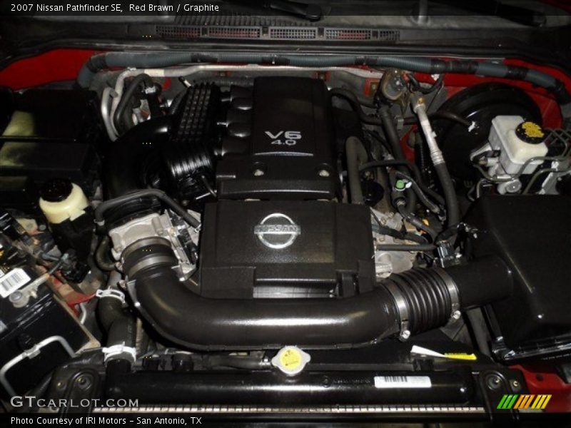 Red Brawn / Graphite 2007 Nissan Pathfinder SE