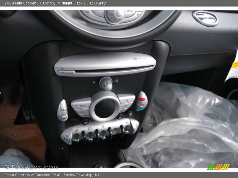 Midnight Black / Black/Grey 2009 Mini Cooper S Hardtop