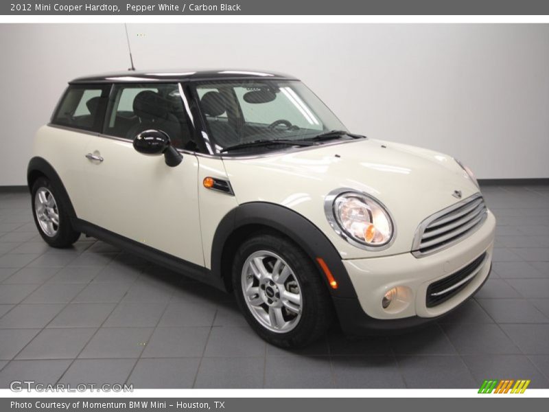Pepper White / Carbon Black 2012 Mini Cooper Hardtop