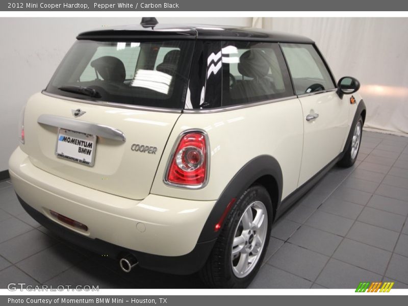 Pepper White / Carbon Black 2012 Mini Cooper Hardtop