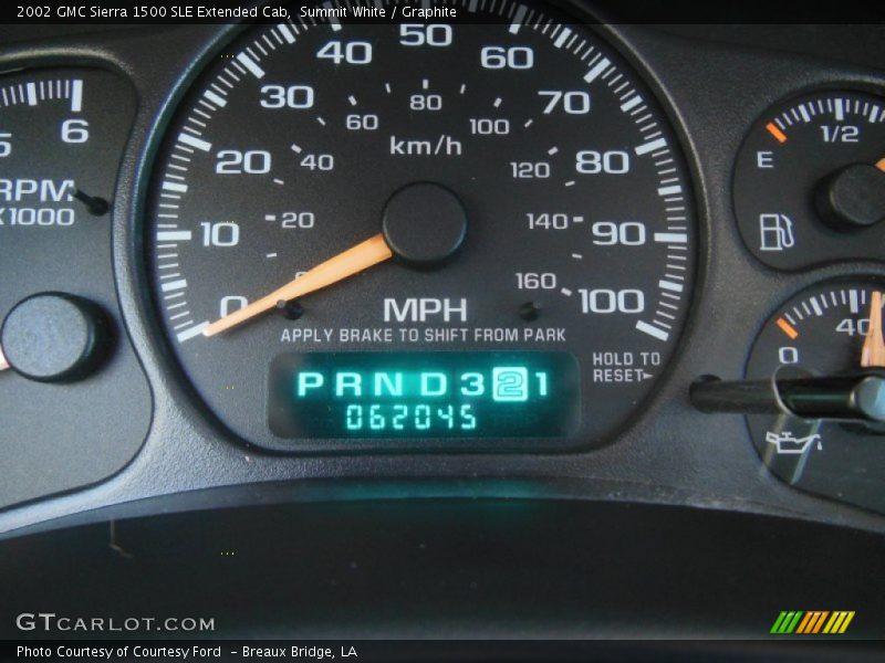 Summit White / Graphite 2002 GMC Sierra 1500 SLE Extended Cab