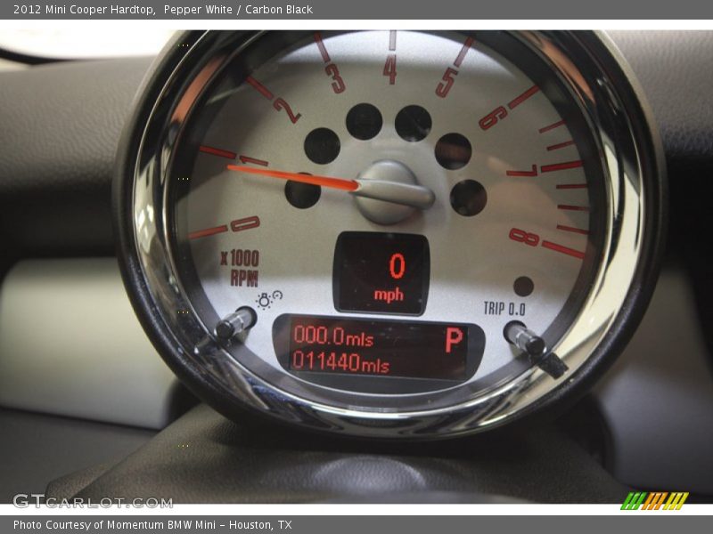 Pepper White / Carbon Black 2012 Mini Cooper Hardtop