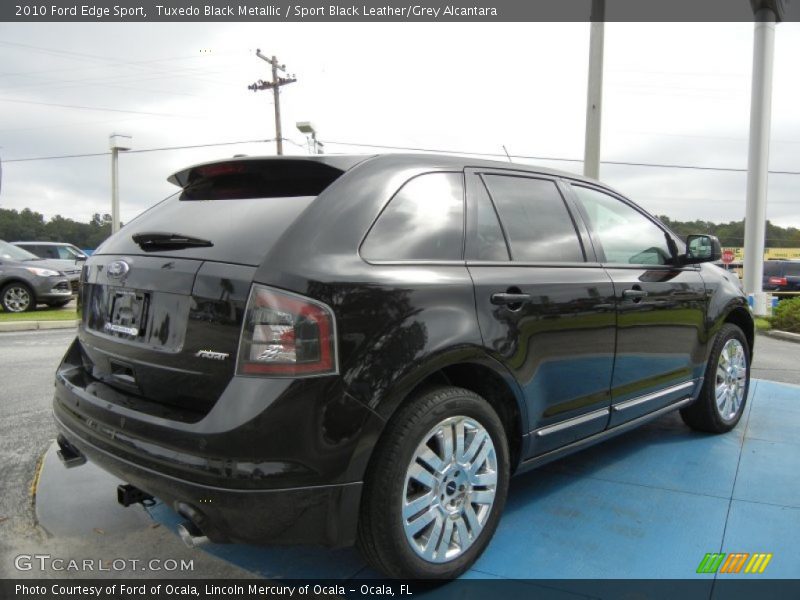 Tuxedo Black Metallic / Sport Black Leather/Grey Alcantara 2010 Ford Edge Sport