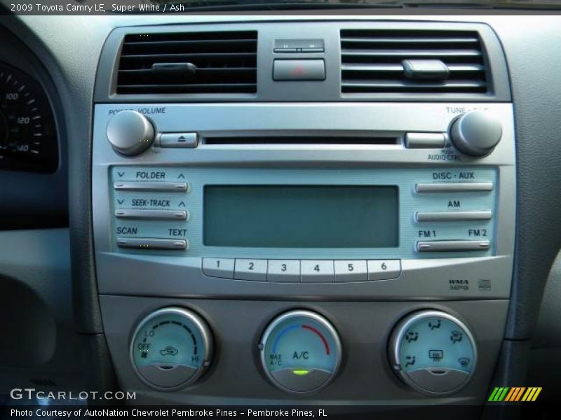 Super White / Ash 2009 Toyota Camry LE