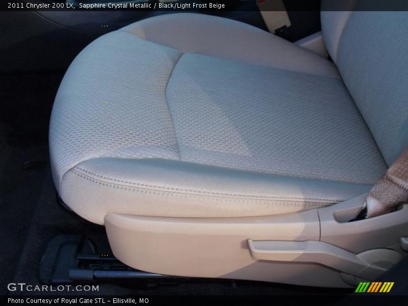Sapphire Crystal Metallic / Black/Light Frost Beige 2011 Chrysler 200 LX