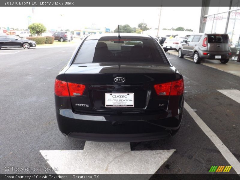 Ebony Black / Black 2013 Kia Forte EX