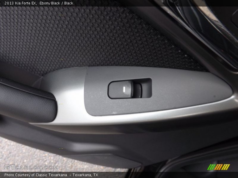 Ebony Black / Black 2013 Kia Forte EX