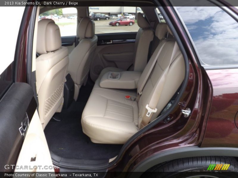 Dark Cherry / Beige 2013 Kia Sorento EX