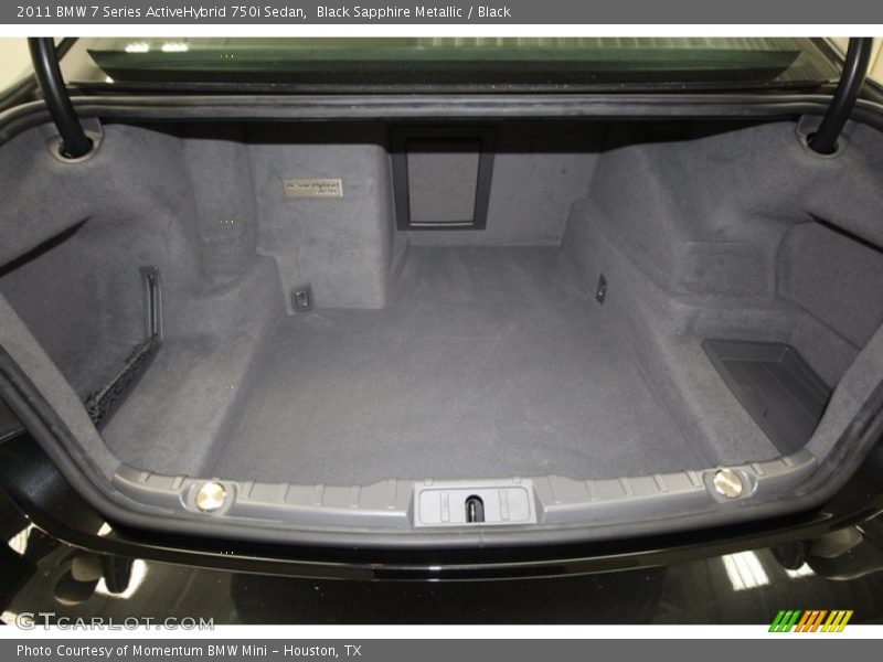  2011 7 Series ActiveHybrid 750i Sedan Trunk