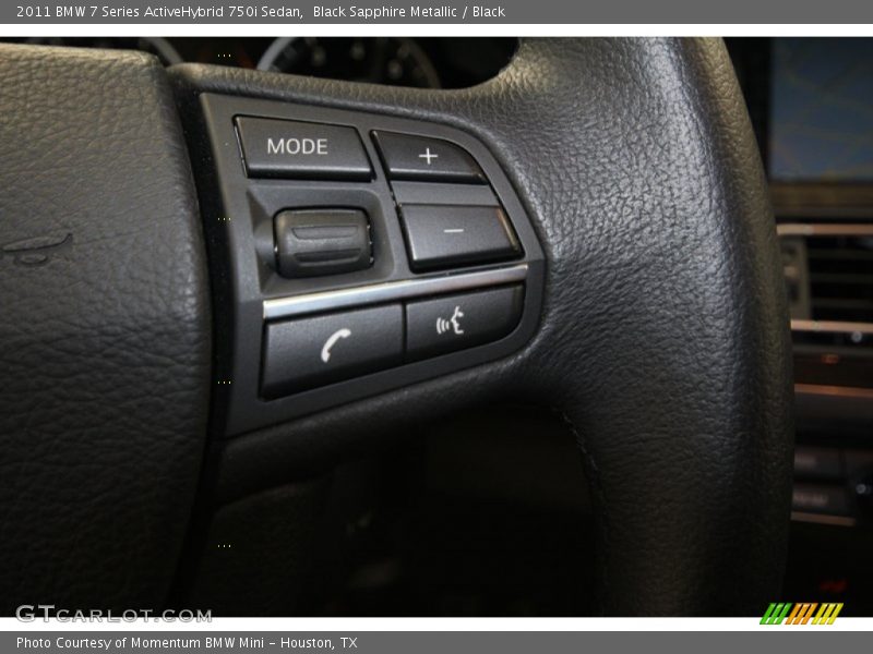 Controls of 2011 7 Series ActiveHybrid 750i Sedan