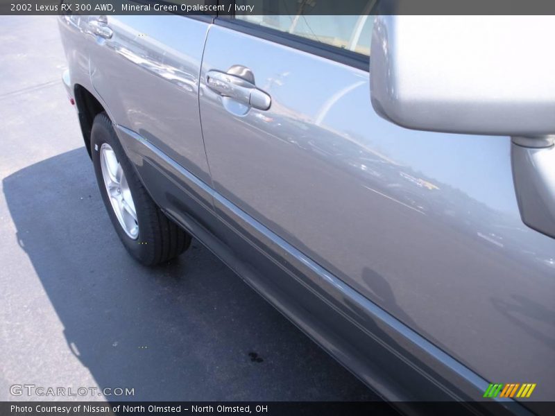 Mineral Green Opalescent / Ivory 2002 Lexus RX 300 AWD