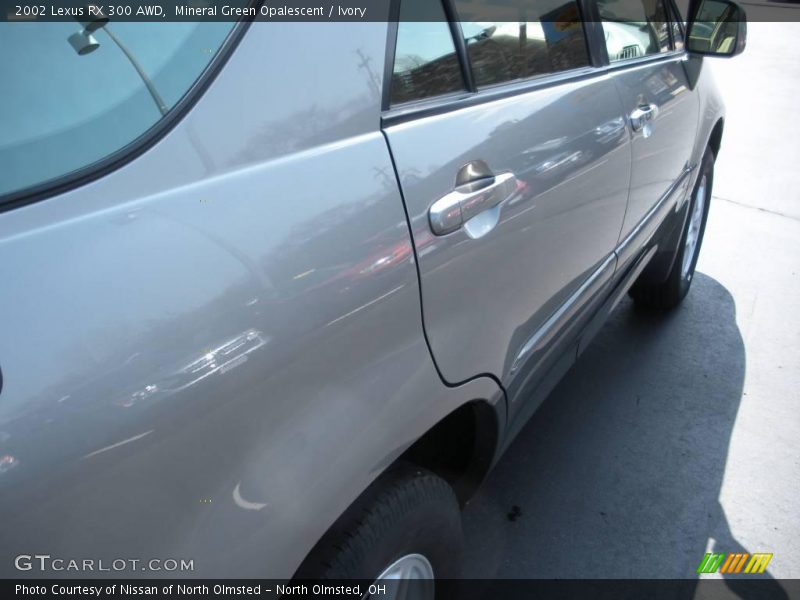 Mineral Green Opalescent / Ivory 2002 Lexus RX 300 AWD