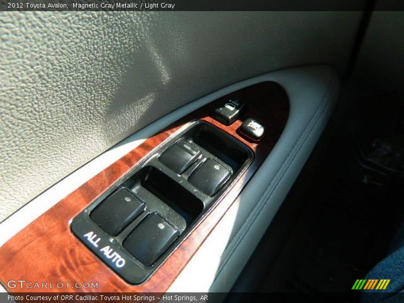 Magnetic Gray Metallic / Light Gray 2012 Toyota Avalon