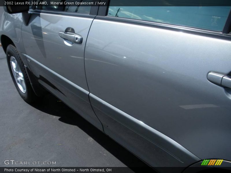 Mineral Green Opalescent / Ivory 2002 Lexus RX 300 AWD