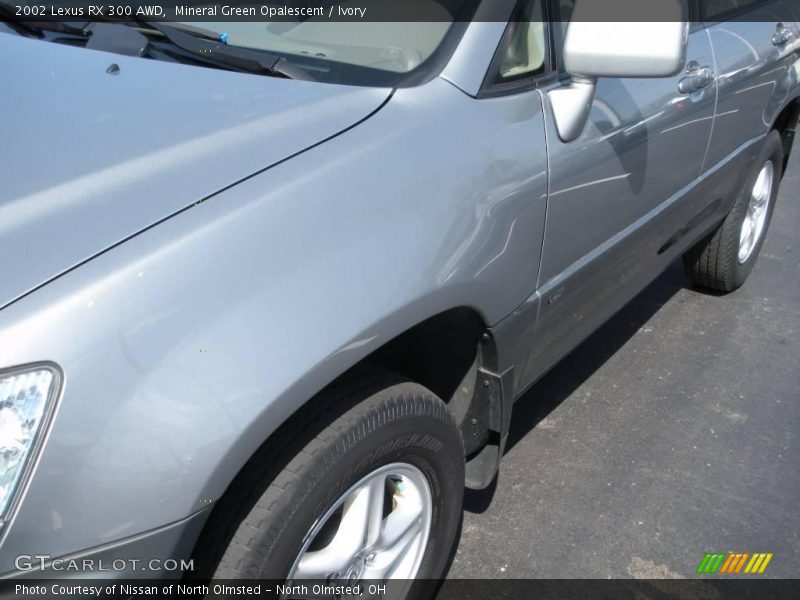 Mineral Green Opalescent / Ivory 2002 Lexus RX 300 AWD