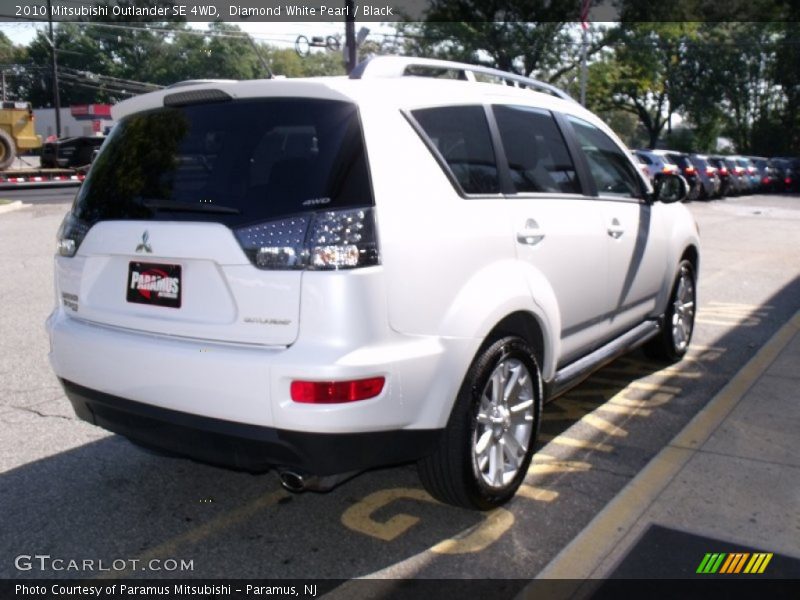Diamond White Pearl / Black 2010 Mitsubishi Outlander SE 4WD