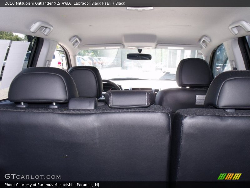 Labrador Black Pearl / Black 2010 Mitsubishi Outlander XLS 4WD