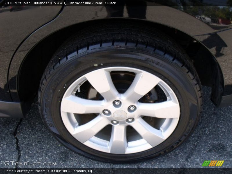 Labrador Black Pearl / Black 2010 Mitsubishi Outlander XLS 4WD