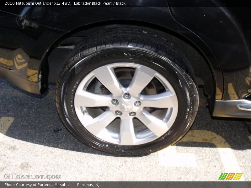 Labrador Black Pearl / Black 2010 Mitsubishi Outlander XLS 4WD